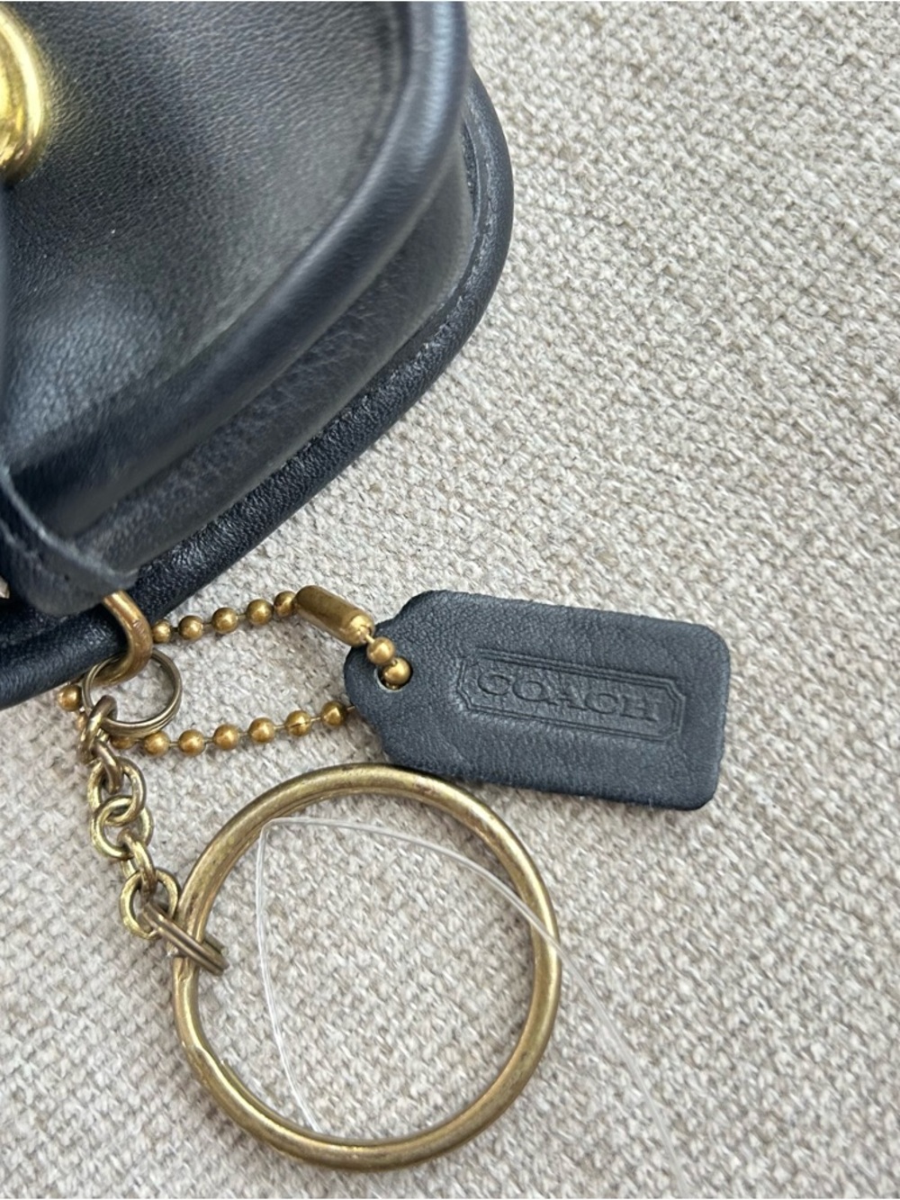 Vintage Coach Black Leather Mini Key Bag with Gold Turnlock - Picture 8 of 14
